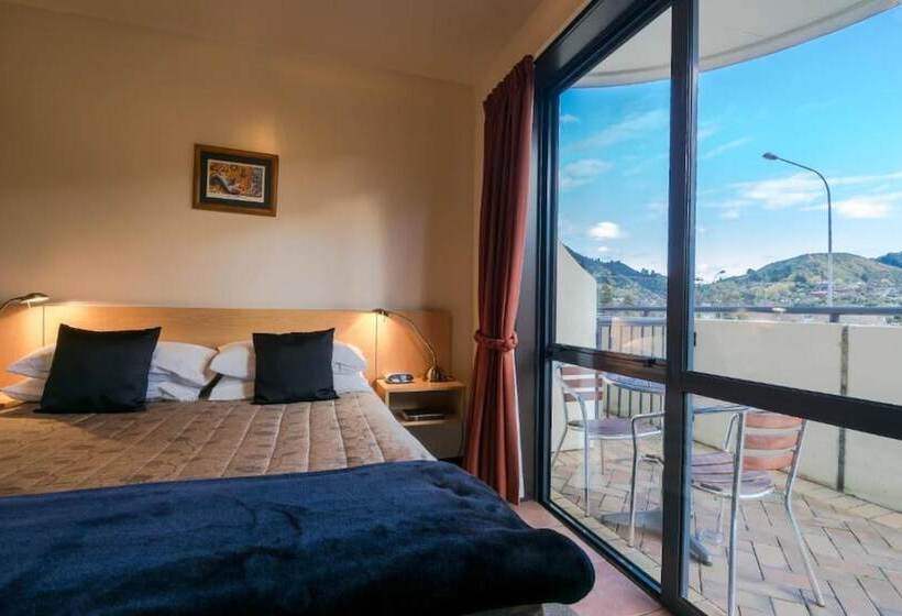 דירת אקזקיוטיב, חדר שינה 1, Broadway Motel