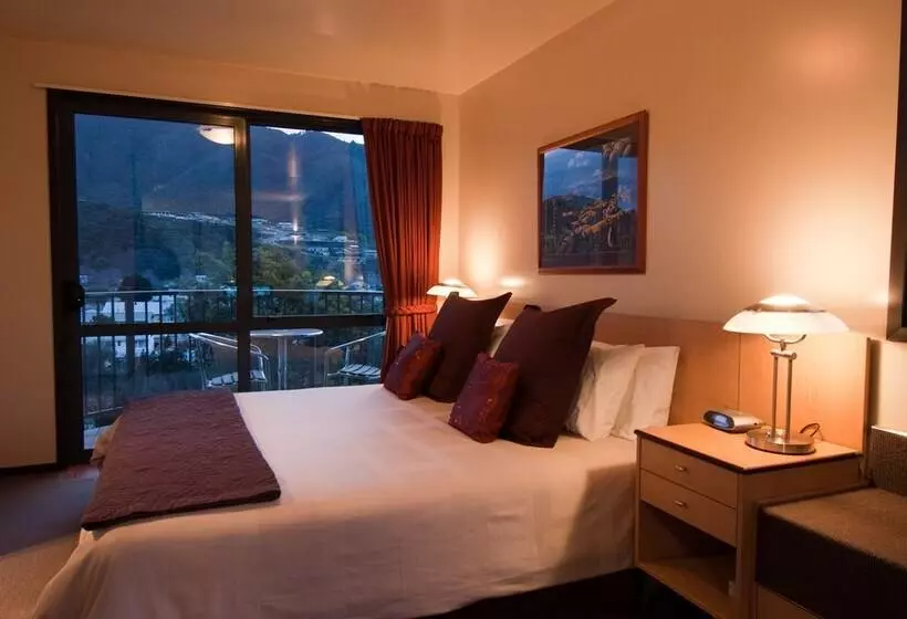 Executive-studio, Broadway Motel