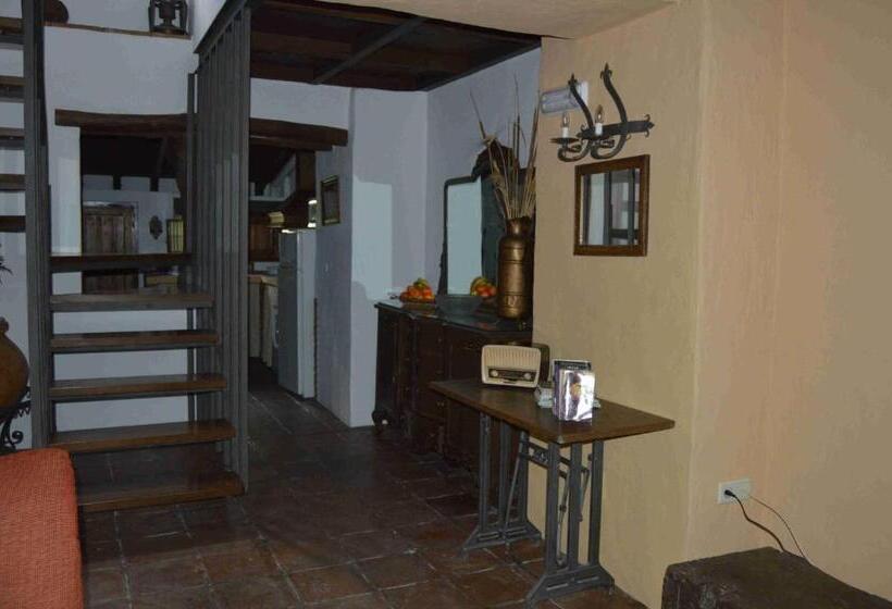 Апартаменты 3 Спальни, Cortijo Molino Los Justos
