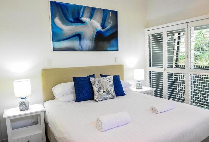 ２ベッドルームハウス, East On Byron