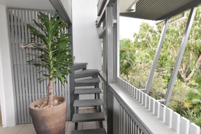 ツーベッドルーム　ヴィラ, East On Byron