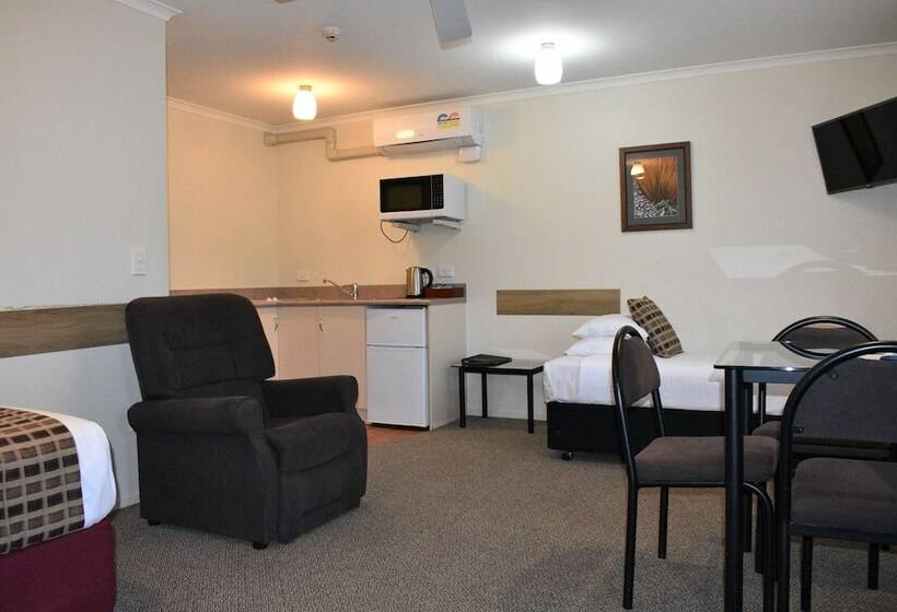 高级套房, Bk S Pioneer Motel