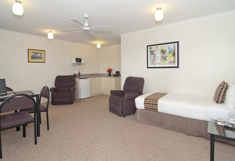 豪华套房, Bk S Pioneer Motel