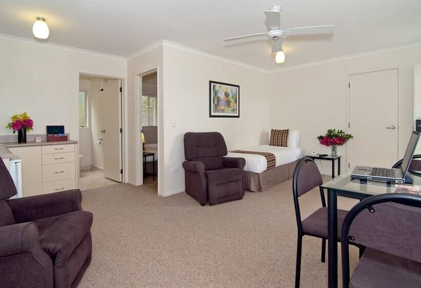 豪华套房, Bk S Pioneer Motel