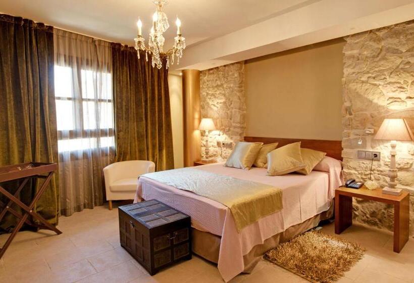 스위트, Palacio Del Obispo