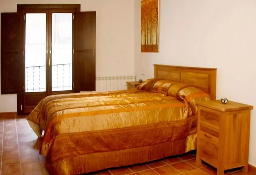 آپارتمان 1 خوابه, Palacio Del Obispo