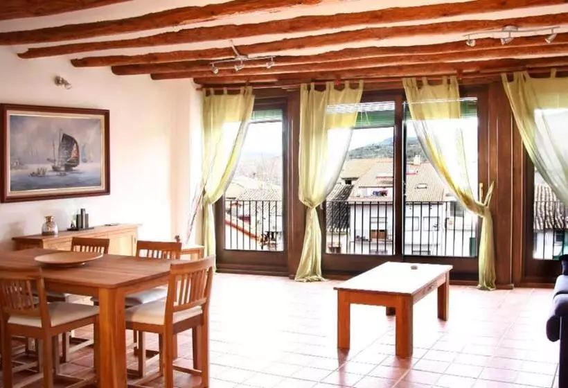 آپارتمان 3 خوابه, Palacio Del Obispo