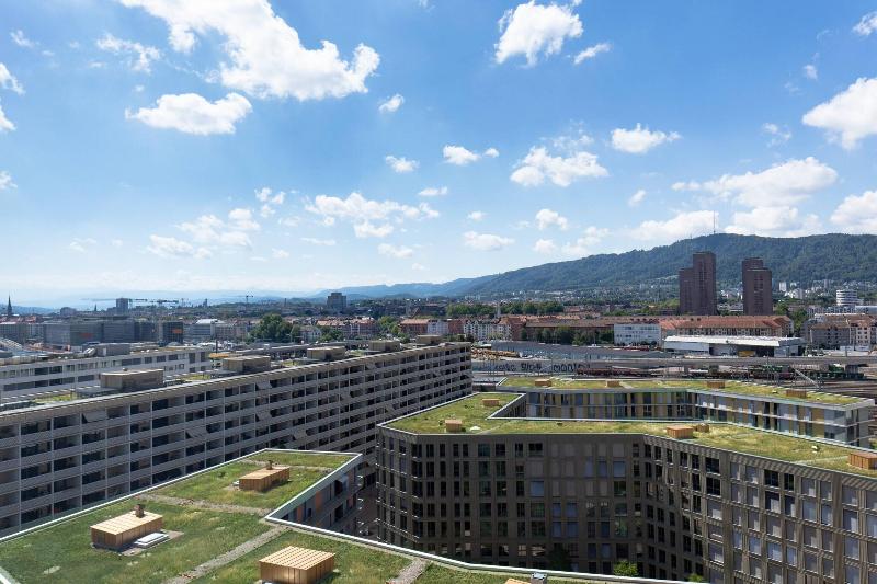 اتاق راحتی, Renaissance Zurich Tower