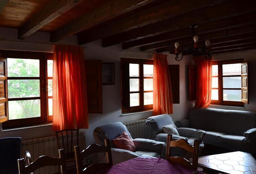 Апартаменты 1 Спальня, Amanecer En Campos