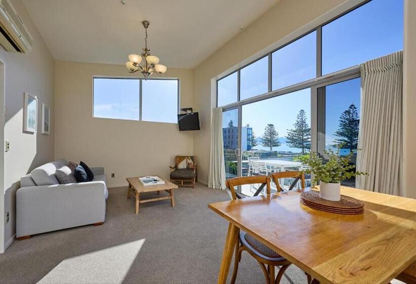 2 Bedroom Apartment with Views, Kaikoura Waterfront Apartments