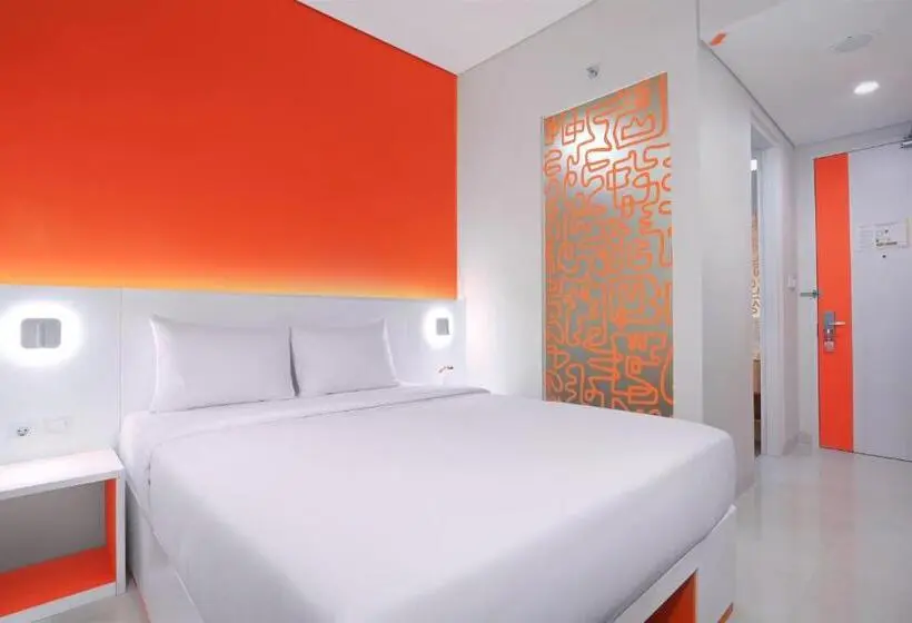 キングサイズベッドのスタンダードルーム, Starlet Hotel Bsd City