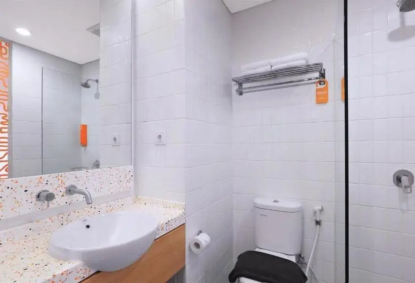 キングサイズベッドのスーペリアルーム, Starlet Hotel Bsd City