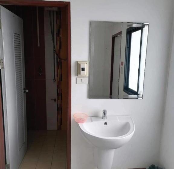 标准间, Staychill Resort