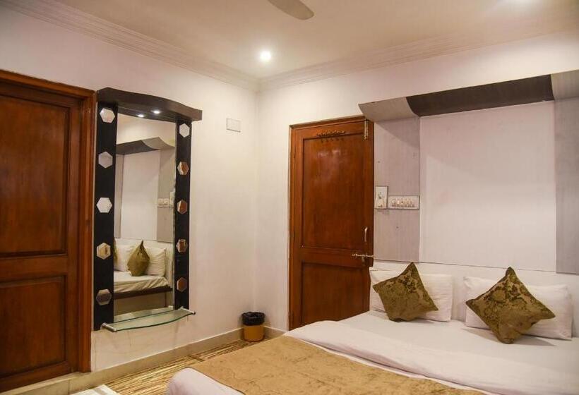 חדר סטנדרט עם מיטת קינג, Sajjan Villa