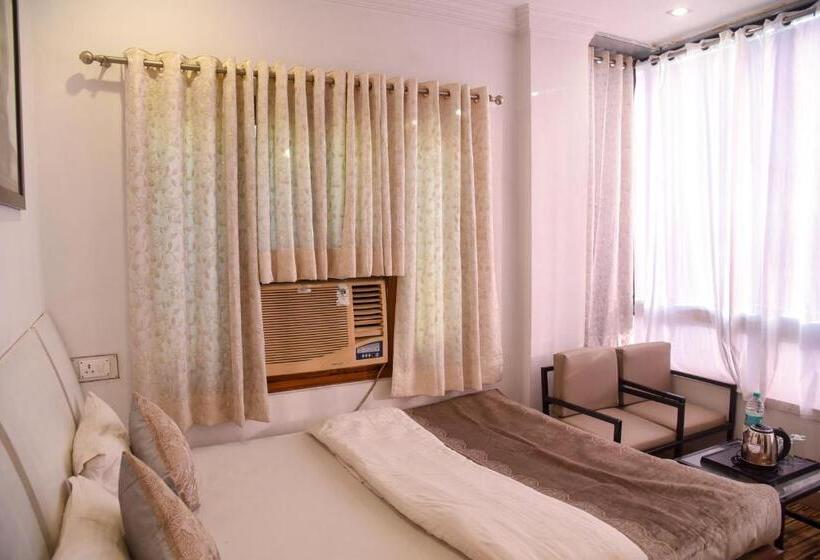 חדר סטנדרט עם מיטת קינג, Sajjan Villa