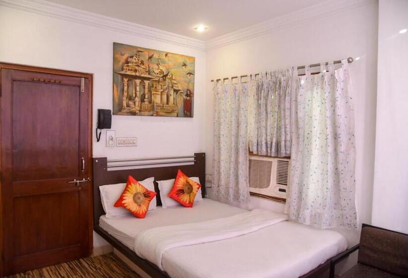 חדר סטנדרט עם מיטת קינג, Sajjan Villa