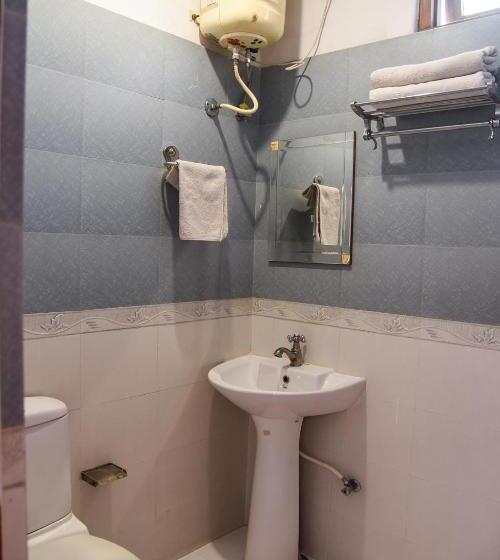 Quarto Estandar Cama King, Sajjan Villa