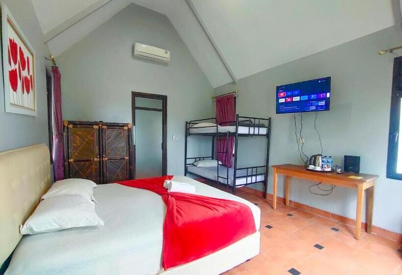 デラックスルーム, Degung Hillside