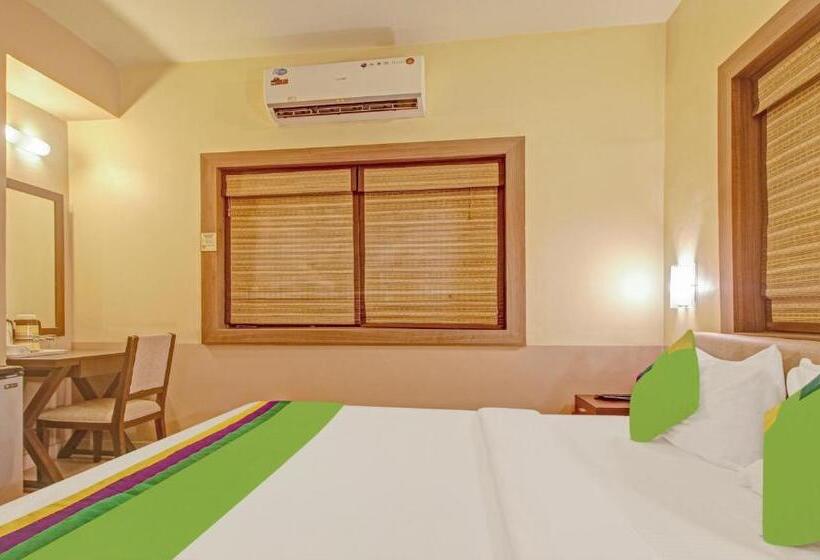 デラックスルーム, Golden Landmark Green Valley Beach Resort