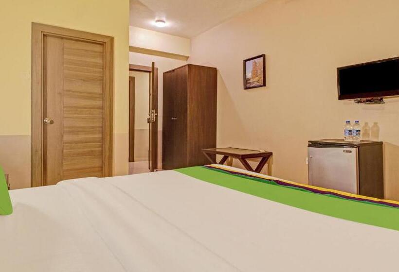 デラックスルーム, Golden Landmark Green Valley Beach Resort