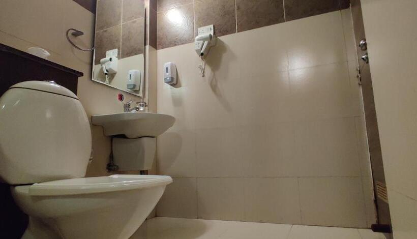 スーペリアールーム, Golden Landmark Green Valley Beach Resort