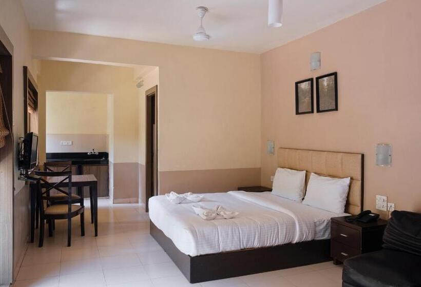 スーペリアールーム, Golden Landmark Green Valley Beach Resort