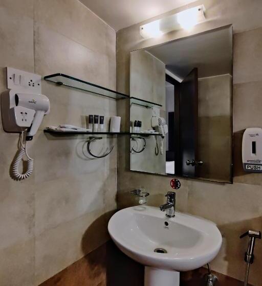 スーペリアールーム, Golden Landmark Green Valley Beach Resort