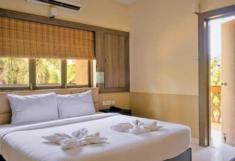 Люкс, Golden Landmark Green Valley Beach Resort