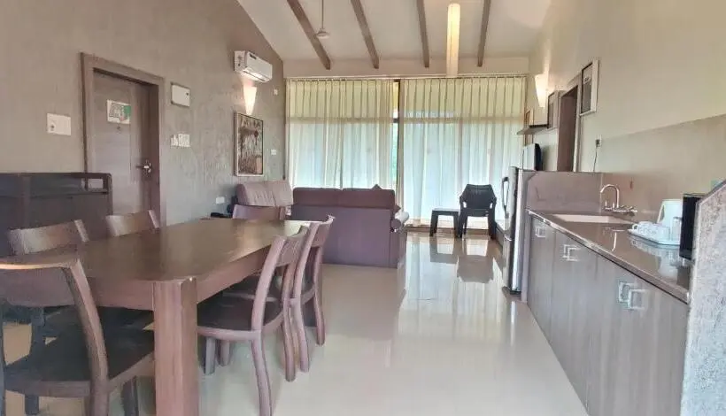 エクゼクティブスイート, Golden Landmark Green Valley Beach Resort