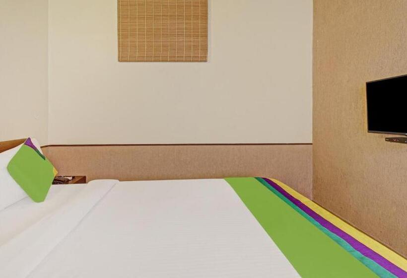 Президентский Люкс, Golden Landmark Green Valley Beach Resort