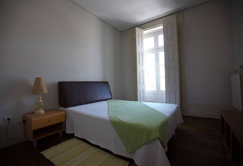 Апартаменты 1 Спальня, Hi Guimaraes   Pousada De Juventude