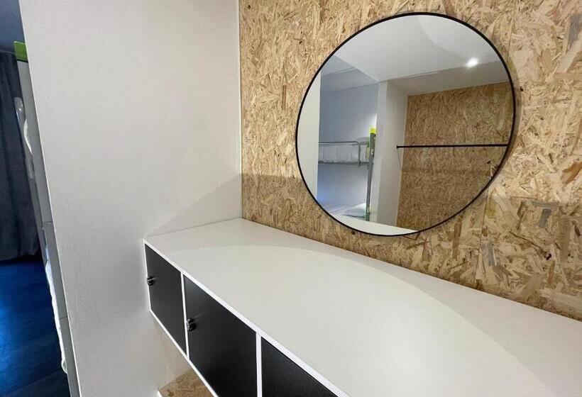 Letto in Camera Condivisa, Hi Parque Das Nações – Pousada De Juventude