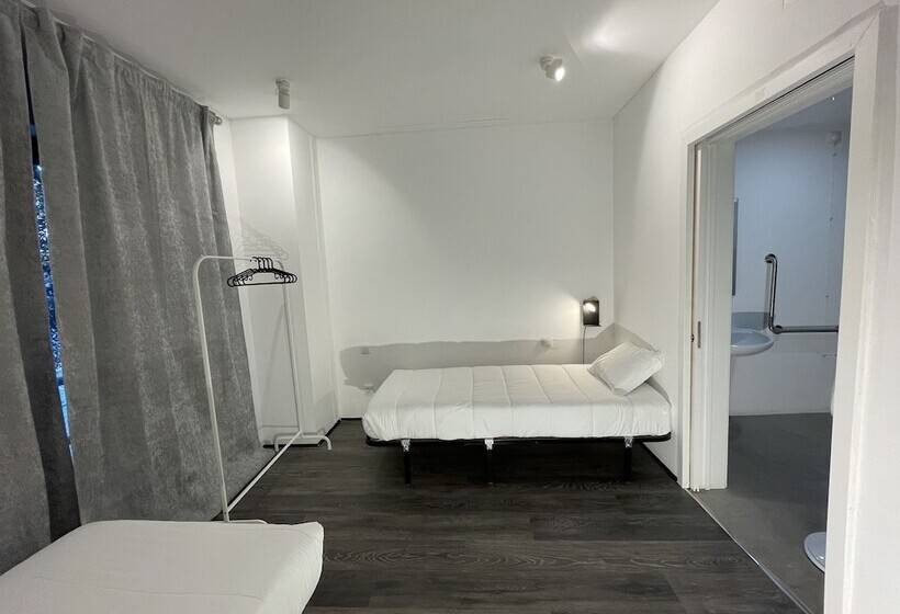 Camera Standard Accessibile ai Disabili, Hi Parque Das Nações – Pousada De Juventude