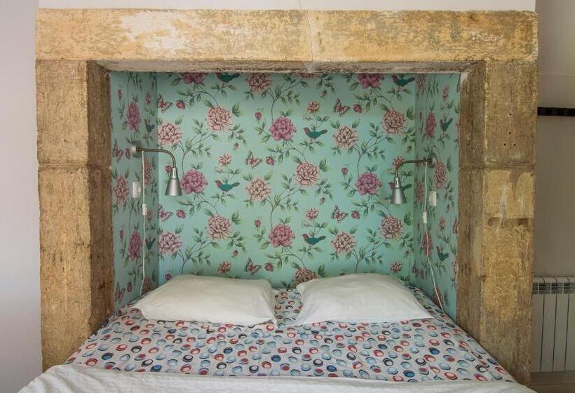 اتاق استاندارد با سرویس بهداشتی مشترک, Safestay Lisbon Bairro Alto