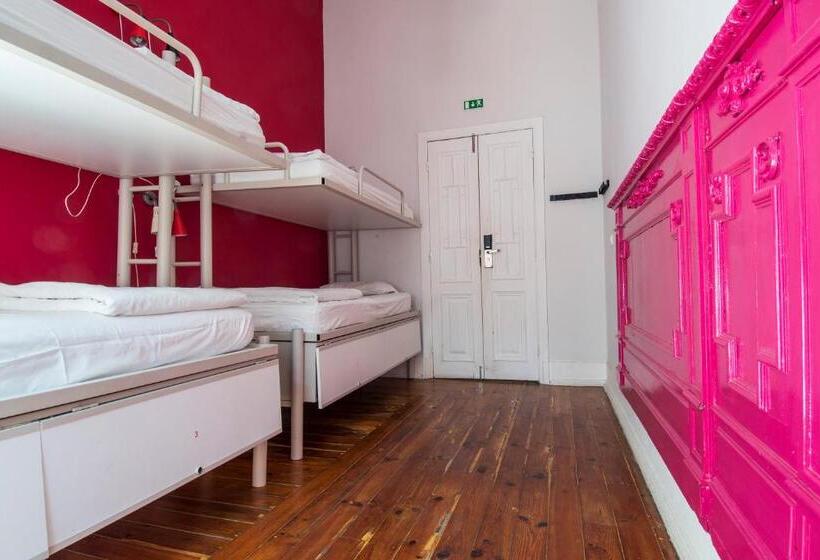 اتاق استاندارد چهارنفره با سرویس بهداشتی مشترک, Safestay Lisbon Bairro Alto