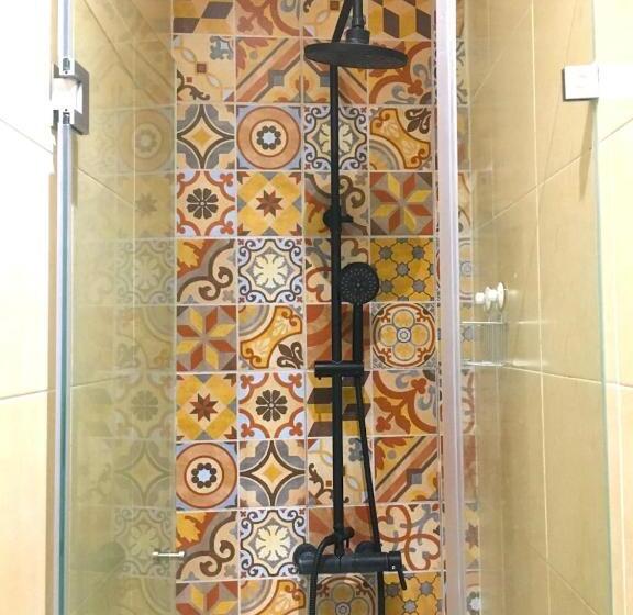 اتاق استاندارد چهارنفره با سرویس بهداشتی مشترک, Safestay Lisbon Bairro Alto