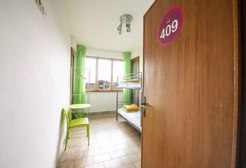 اتاق استاندارد, Safestay Pisa Centrale