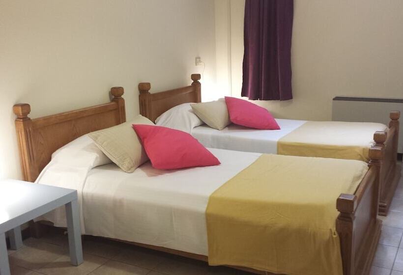 اتاق استاندارد, Youth Firenze 2000