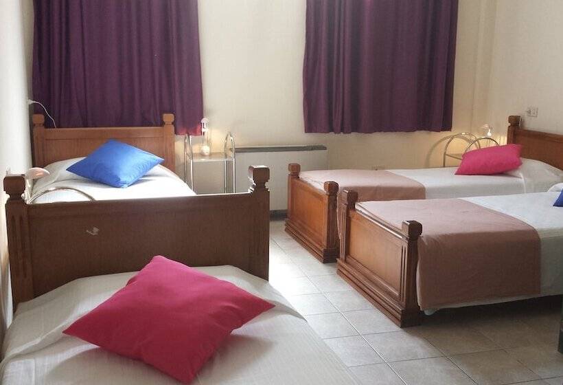 اتاق استاندارد چهار تخته, Youth Firenze 2000