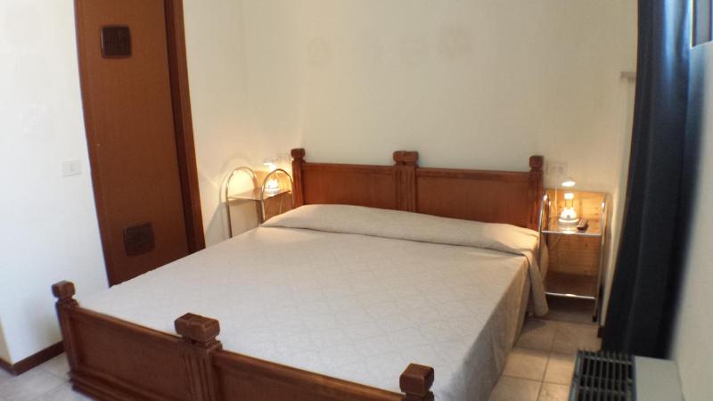 اتاق استاندارد, Youth Firenze 2000