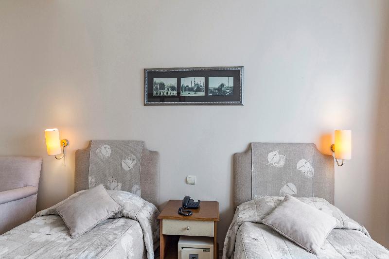 اتاق استاندارد, Youth Firenze 2000