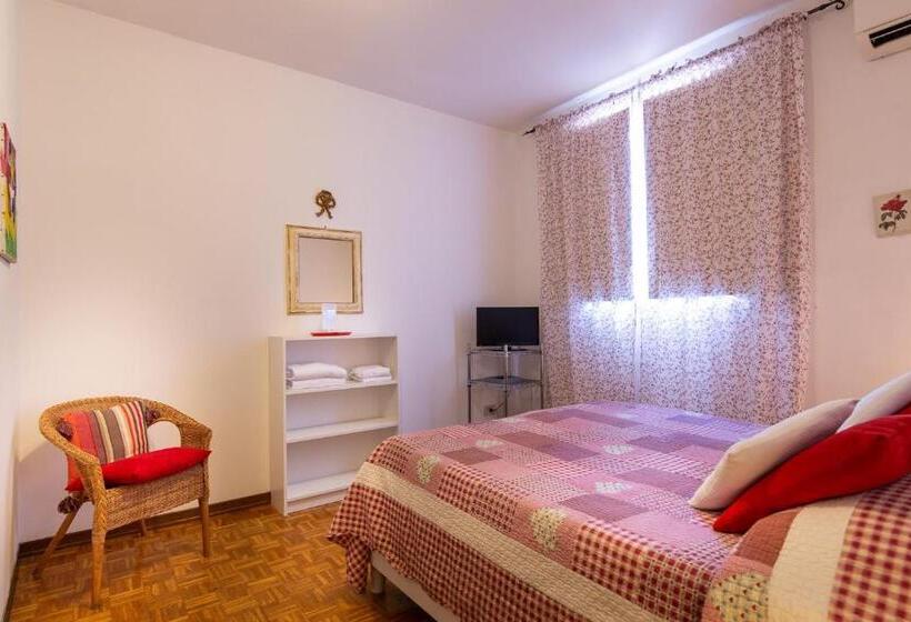 اتاق استاندارد, B&b Dei Cavalieri