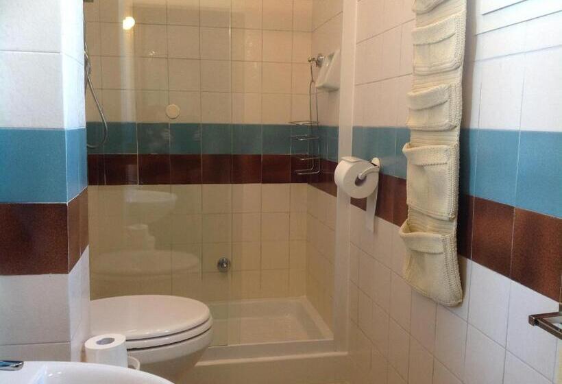 اتاق استاندارد, B&b Dei Cavalieri