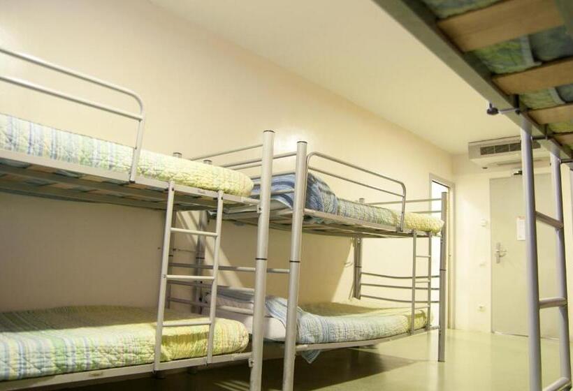 Кровать в Общей Комнате, Be Dream Hostel