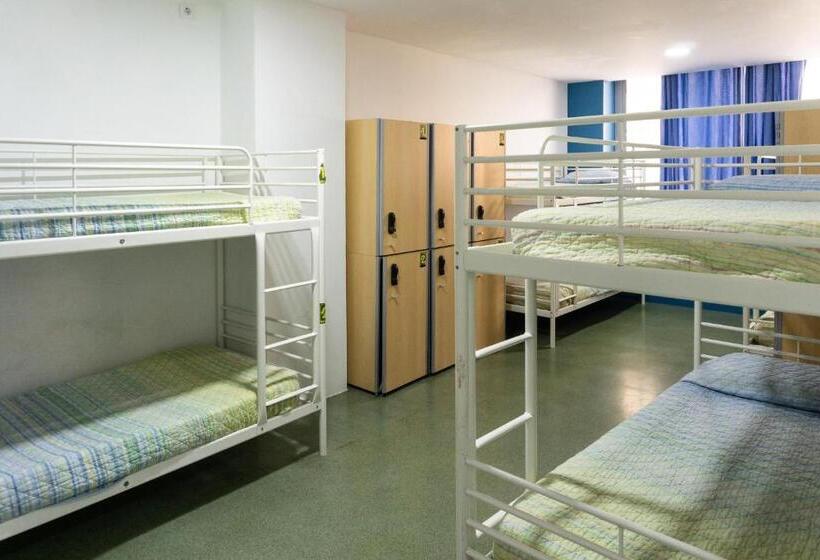 Кровать в Общей Комнате, Be Dream Hostel