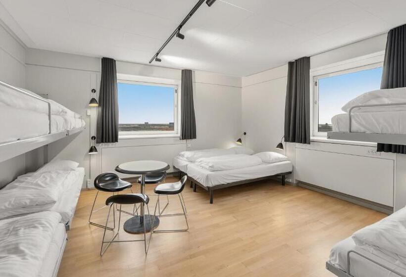 Кровать в Общей Комнате, Danhostel Copenhagen City & Apartments