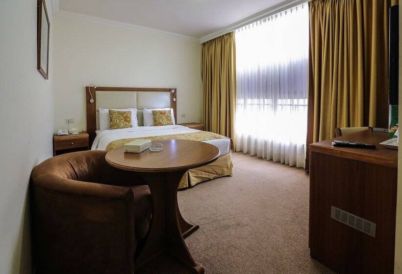 اتاق استاندارد یک نفره, Gardenia Hotel
