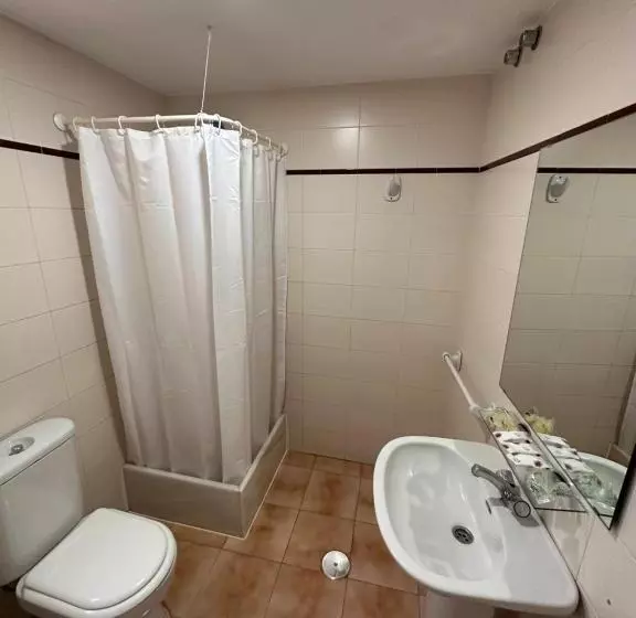 اتاق استاندارد یک نفره, Hostal San Felipe
