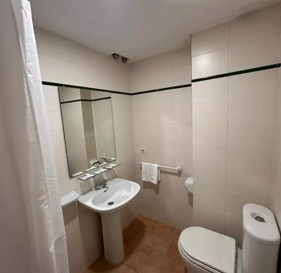 اتاق استاندارد یک تخته با سرویس بهداشتی مشترک, Hostal San Felipe