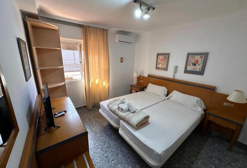 スタンダードルーム, Hostal San Felipe